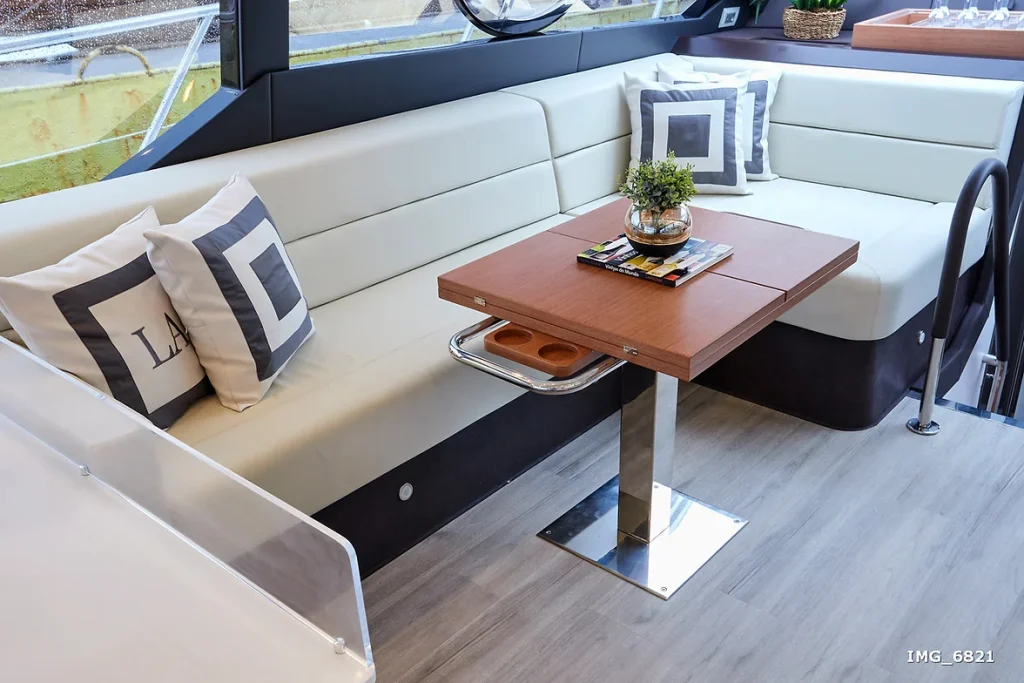 Schaefer 600 – Interior Design – photo 1