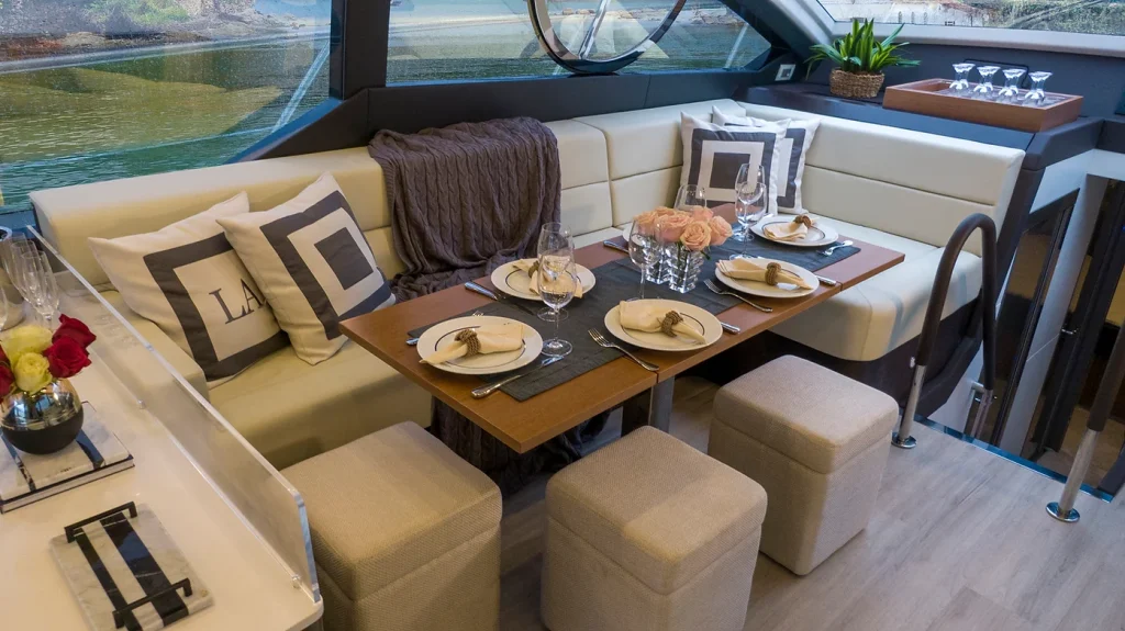 Schaefer 600 – Interior Design – photo 8