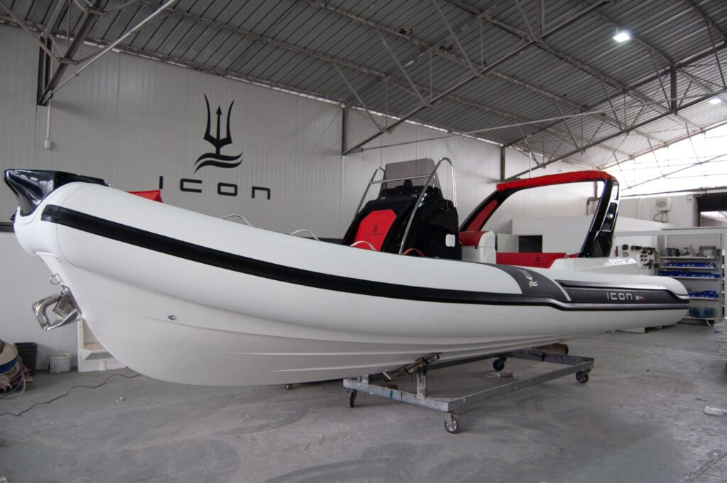 ICON 24S – Exterior Design – photo 3