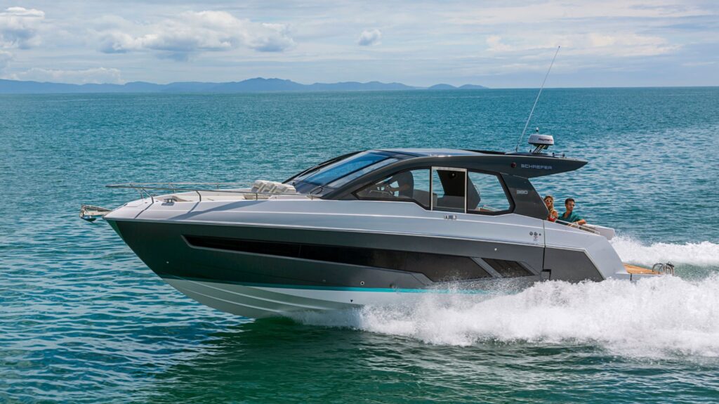 Schaefer 380 – Exterior Design – photo 1