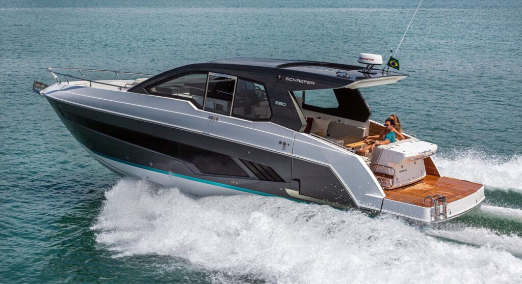 Schaefer 380 – Exterior Design – photo 3