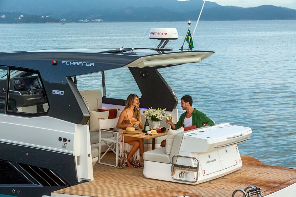 Schaefer 380 – Exterior Design – photo 5