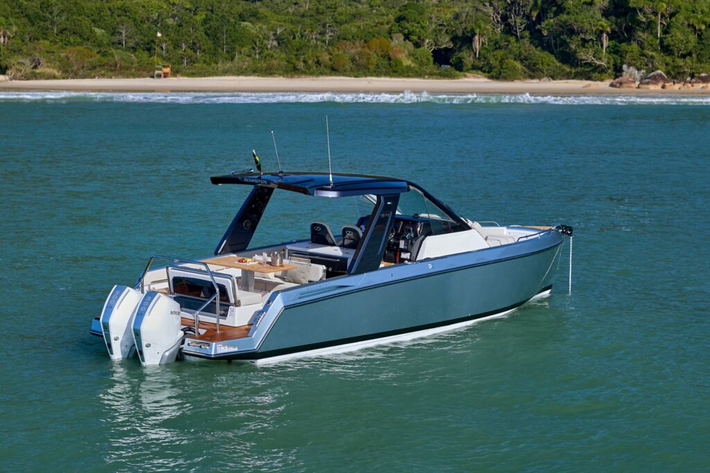 Schaefer V34 – Exterior Design – photo 4